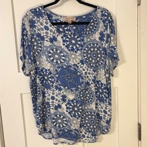 Philosophy Womens Blue White Medallion Floral Knit Short Sleeve Flowy Top SZ 1X